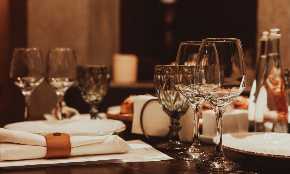 unique restaurant table