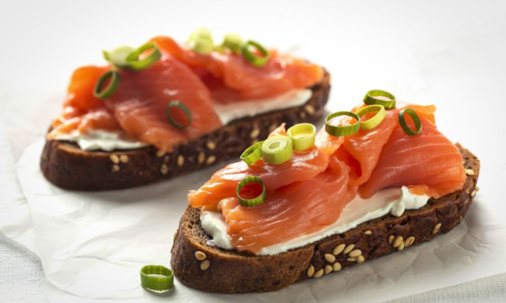 Ne YEars Eve party bite bruschetta